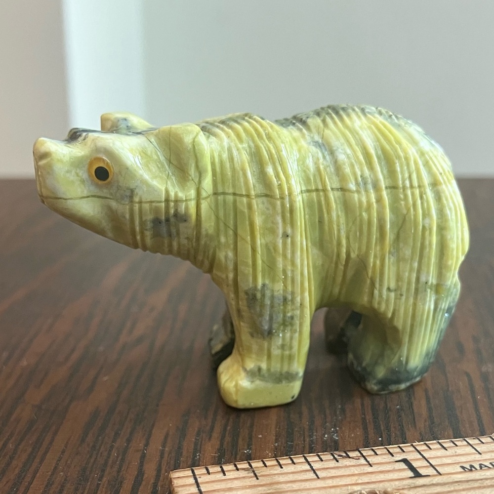 Carved Serpentine Bear 🐻